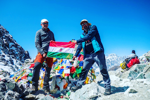 Everest Cho La Pass Trek: The Thrilling Traverse of Gokyo and Everest Base&nbsp;Camp